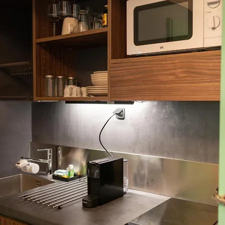 Crocetta Golden Soul | Design Loft Vicino Porta Nuova アパートホテル トリノ